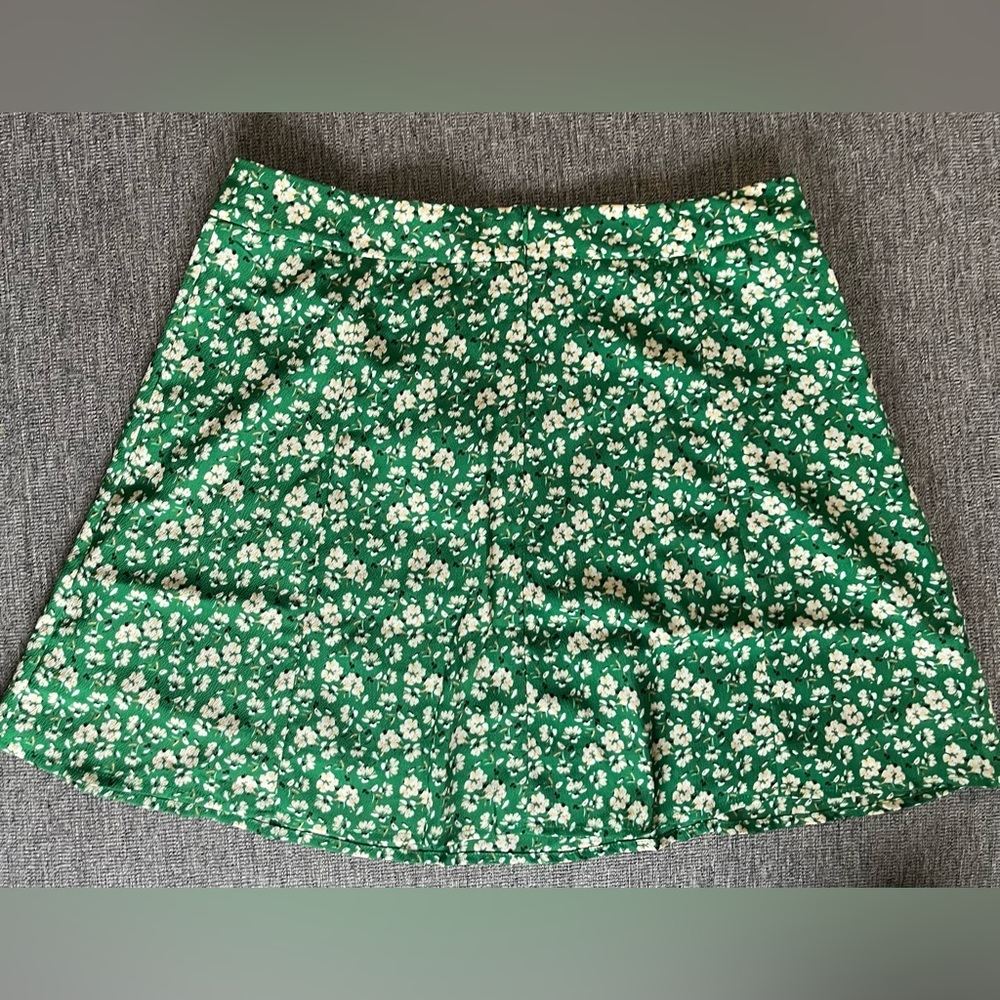Green Floral Flowy Mini Skirt